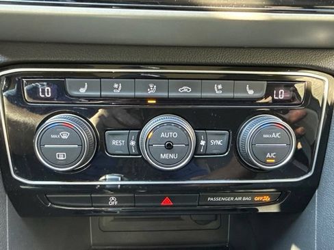 Used 2021 Volkswagen Atlas SEL Premium AWD/4WD image 30