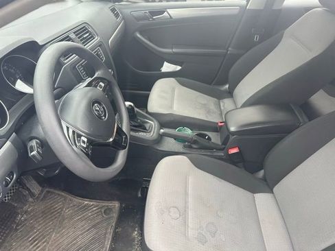 Used 2018 Volkswagen Jetta S image 11