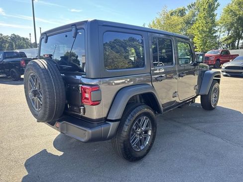New 2026 Jeep Wrangler Unlimited Sport AWD/4WD image 13