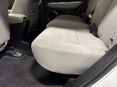 Used 2019 Honda HR-V EX image 42