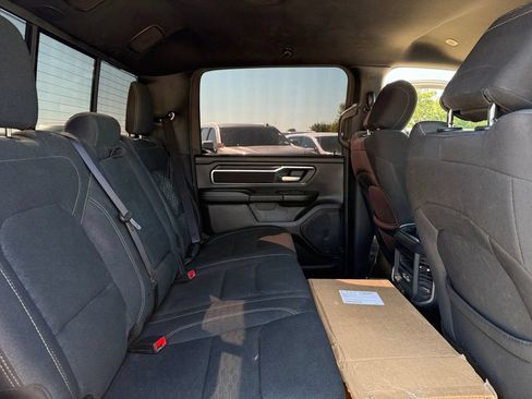 Used 2025 RAM 1500 Big Horn AWD/4WD image 39