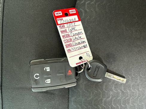 Used 2022 GMC Canyon Elevation w/ Trailering Package AWD/4WD image 29