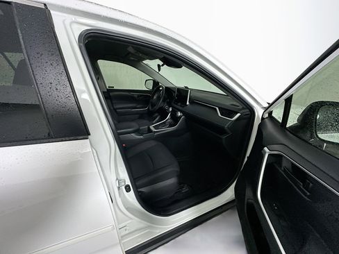 Used 2023 Toyota RAV4 LE image 30