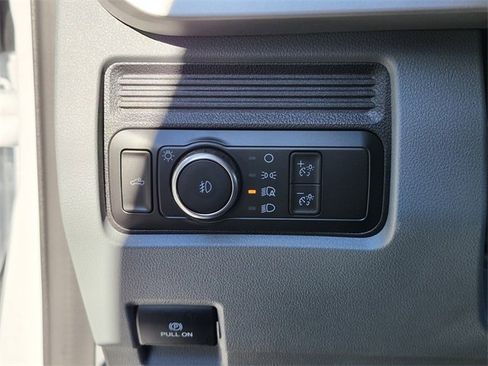 New 2026 Ford F250 XLT w/ FX4 Off-Road Package image 23