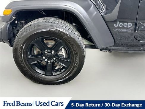 Used 2022 Jeep Wrangler Unlimited Sport AWD/4WD image 32