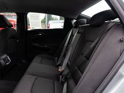 Used 2023 Chevrolet Malibu LT FWD image 19