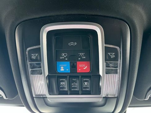 New 2026 RAM 3500 Limited AWD/4WD image 27