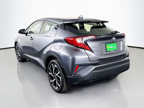 Used 2018 Toyota C-HR XLE FWD image 7