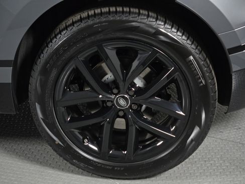 New 2026 Land Rover Range Rover Velar Dynamic SE image 10