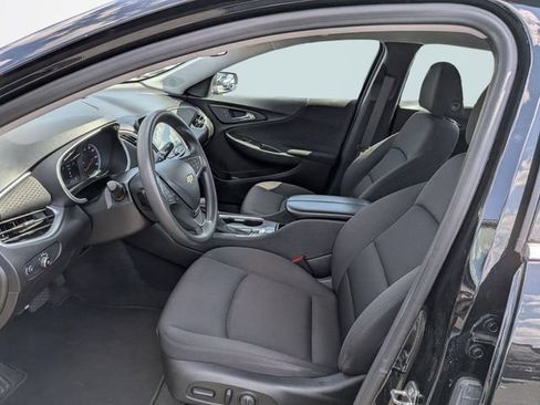 Used 2023 Chevrolet Malibu LT FWD image 19