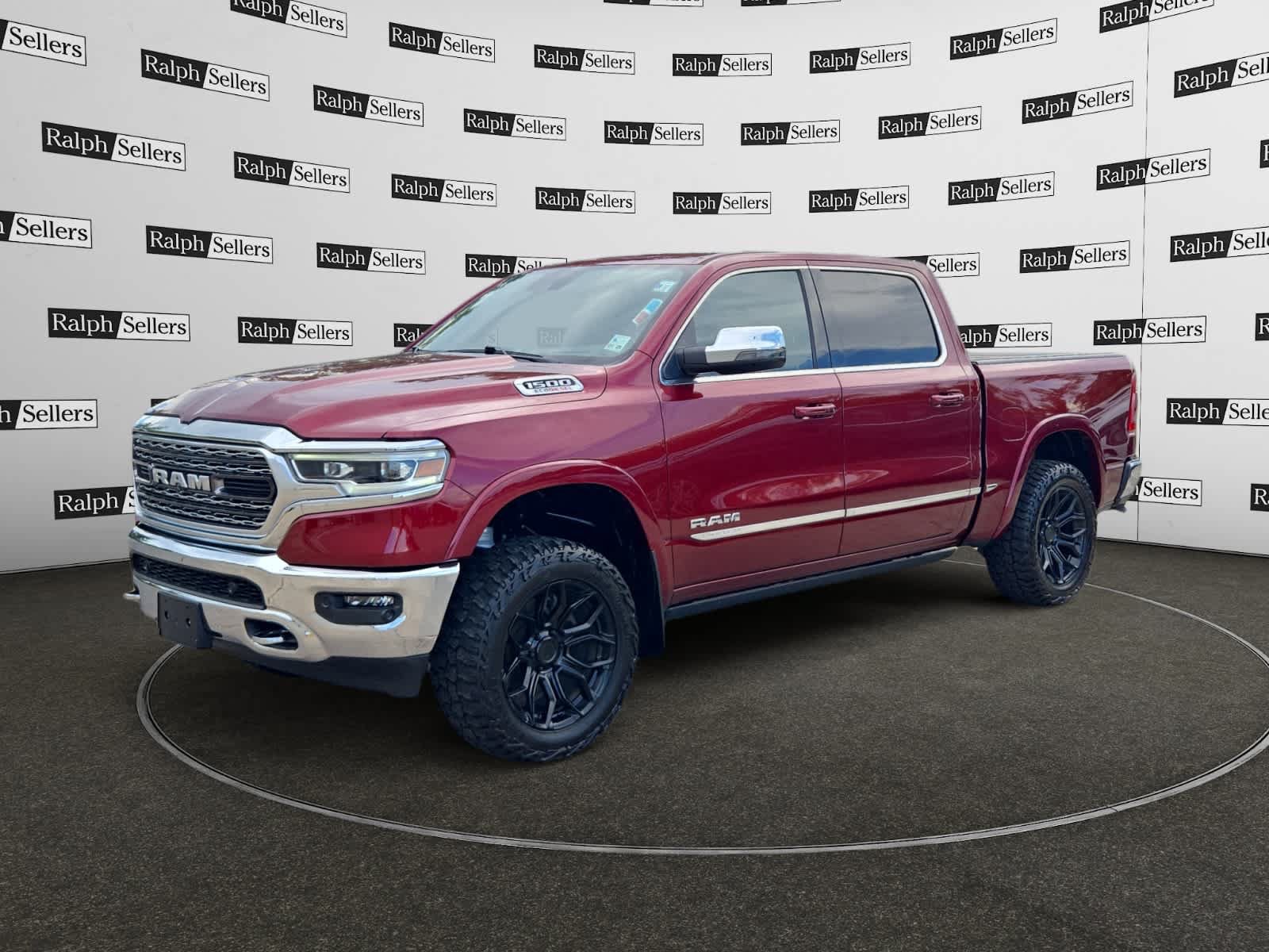 Used 2023 RAM 1500 Limited AWD/4WD image 2
