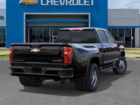 New 2026 Chevrolet Silverado 3500 High Country w/ High Country Premium Package AWD/4WD image 4