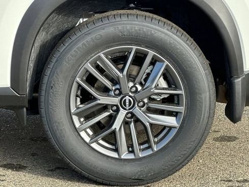 New 2026 Nissan Rogue S image 25