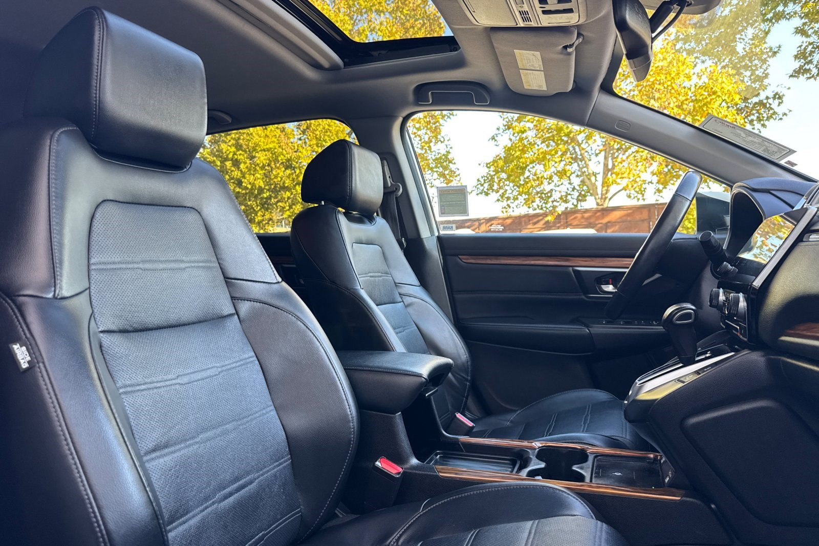 Used 2020 Honda CR-V Touring image 27