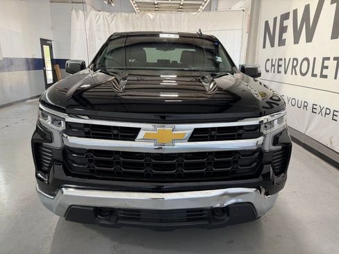 Used 2024 Chevrolet Silverado 1500 LT image 20