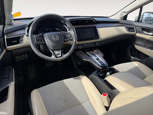 Certified 2018 Honda Clarity Plug-In Hybrid image 15