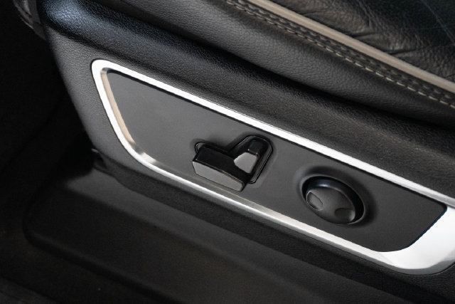 Used 2024 RAM 1500 Laramie RWD image 14
