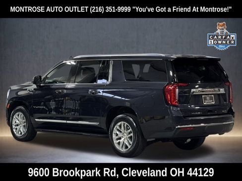 Used 2023 GMC Yukon XL SLT w/ SLT Premium Package image 6