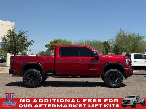 Used 2026 GMC Sierra 2500 AT4 AWD/4WD image 4
