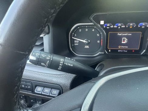 Used 2021 GMC Yukon Denali w/ Denali Premium Package AWD/4WD image 38