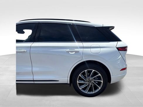 Certified 2025 Lincoln Corsair Grand Touring w/ Equipment Group 301A AWD/4WD image 37
