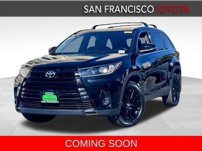 Used 2019 Toyota Highlander SE
