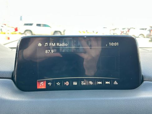 Used 2018 MAZDA CX-5 Touring image 19