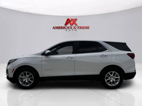 Used 2022 Chevrolet Equinox LT image 2