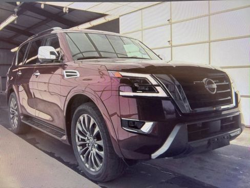 Used 2024 Nissan Armada Platinum w/ Cargo Package image 2