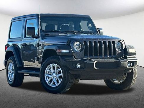 Used 2023 Jeep Wrangler Sport S image 2