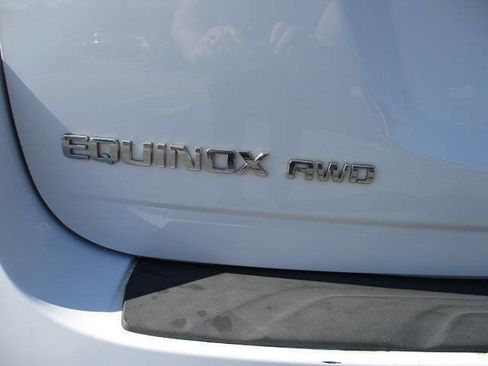 Used 2017 Chevrolet Equinox LS AWD/4WD image 8
