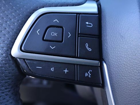 Certified 2021 Toyota Sienna Limited FWD image 21