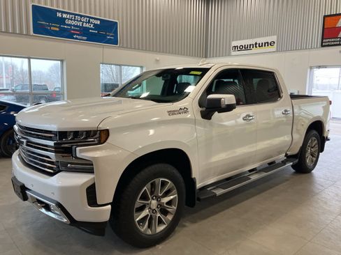 Used 2019 Chevrolet Silverado 1500 High Country image 1