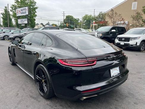Used 2017 Porsche Panamera 4 AWD/4WD image 4