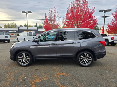 Used 2016 Honda Pilot Elite image 4