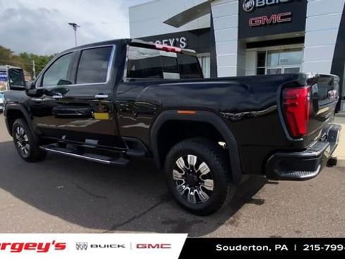 New 2026 GMC Sierra 2500 Denali w/ Denali Reserve Package image 7