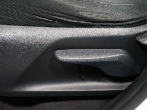 Used 2021 Toyota RAV4 LE image 30