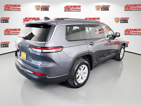 Used 2023 Jeep Grand Cherokee L Limited AWD/4WD image 18