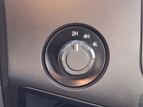 Used 2015 Ford F350 XL w/ Power Equipment Group image 7