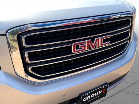 Used 2017 GMC Yukon XL SLT w/ Open Road Package RWD image 28