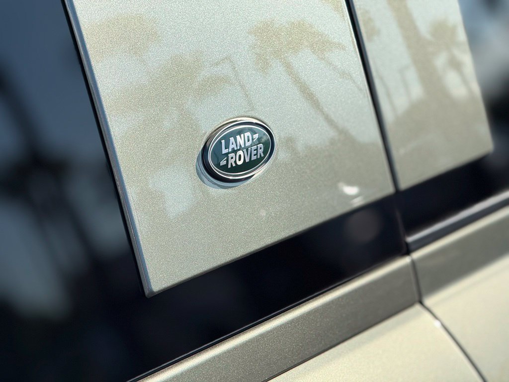 Used 2024 Land Rover Defender 110 S AWD/4WD image 5