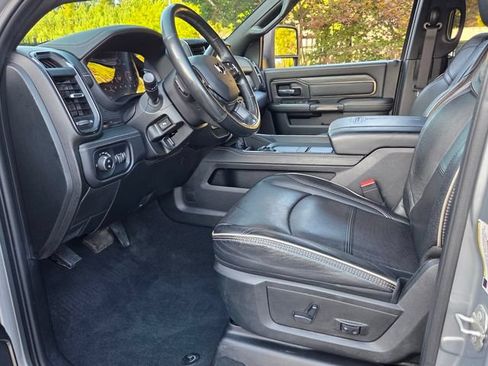 Used 2024 RAM 3500 Limited AWD/4WD image 13