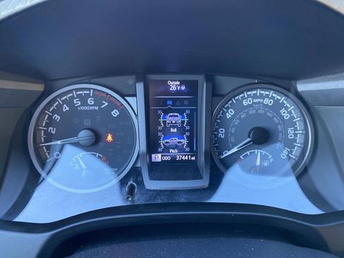 Used 2023 Toyota Tacoma TRD Off-Road image 22