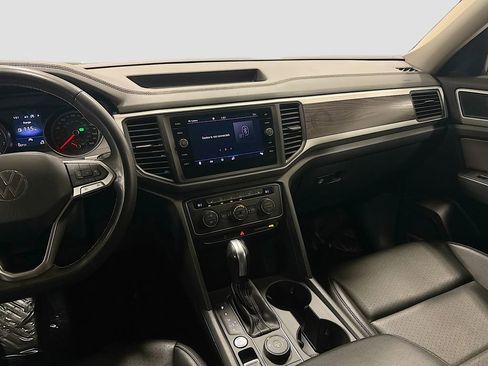 Used 2021 Volkswagen Atlas SE image 27
