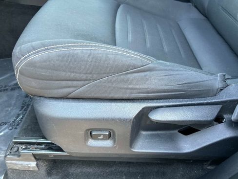 Used 2024 Toyota Tacoma TRD Off-Road image 22