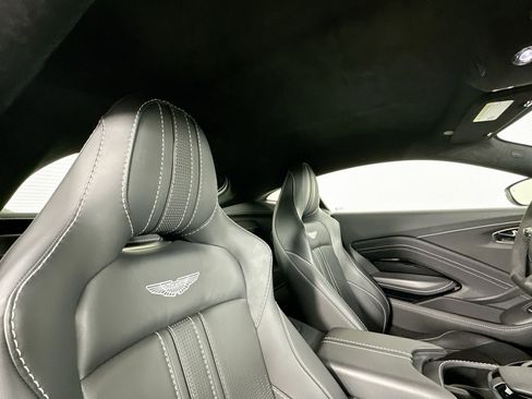 Used 2023 Aston Martin V8 Vantage image 23