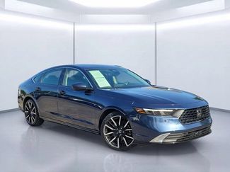 Used 2023 Honda Accord Touring video 1