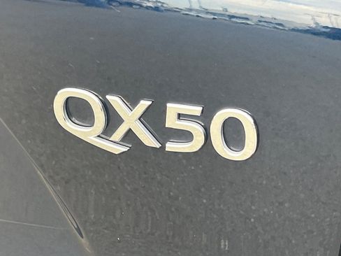 Used 2019 INFINITI QX50 Luxe w/ Navigation Package image 28