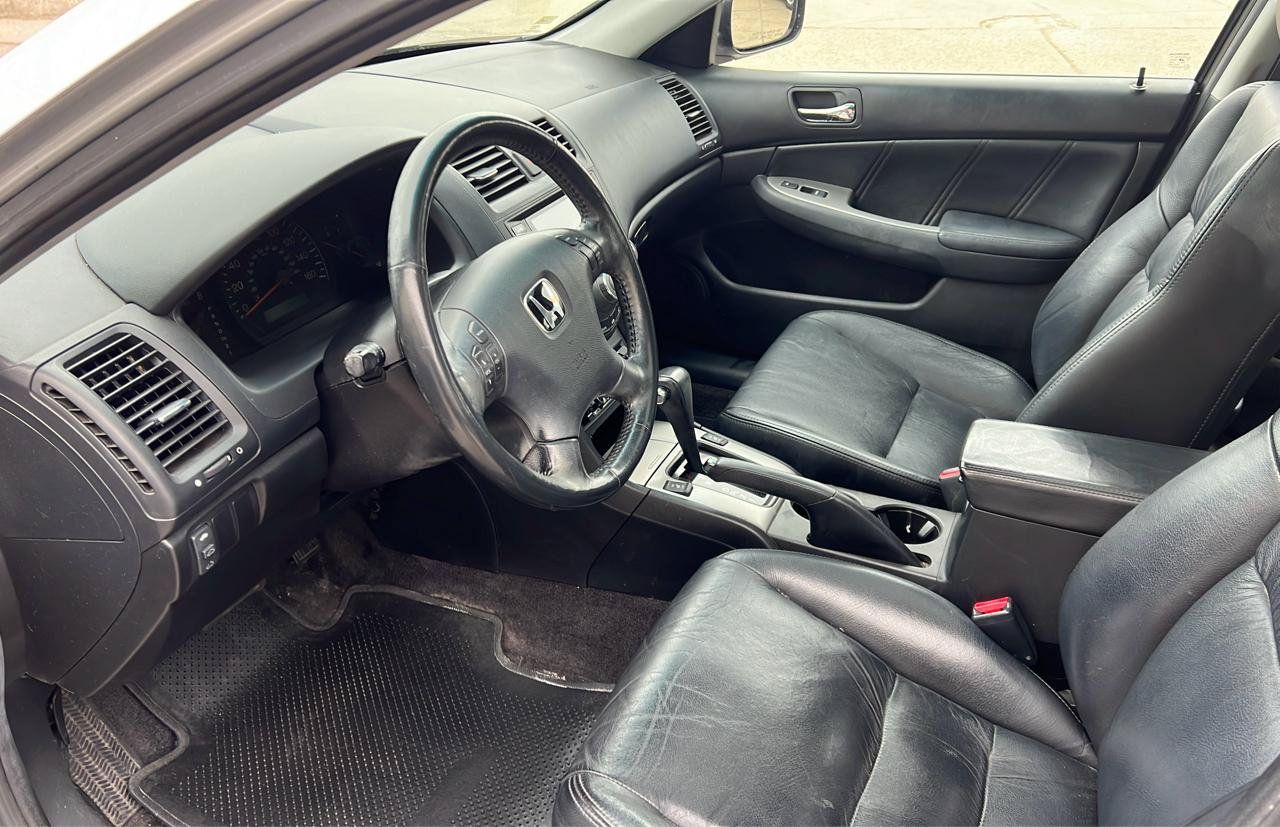 Used 2005 Honda Accord EX-L image 16