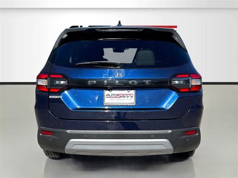 Used 2024 Honda Pilot EX-L image 6